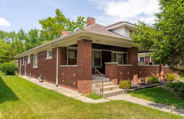 4906 East 10th Street - 4906 E 10th