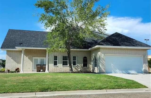 Photo of 2914 Chateau Street