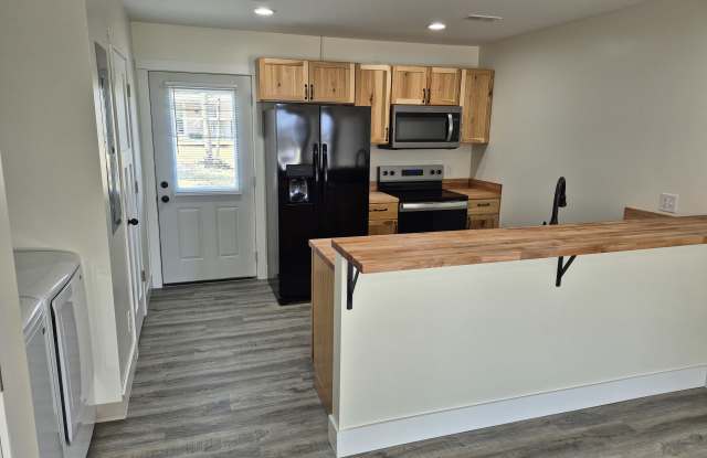 Photo of 615 Iowa St