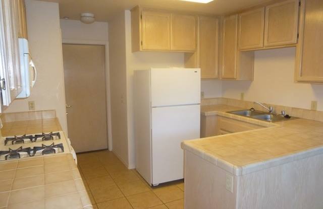 Townhouse near Waller Park!