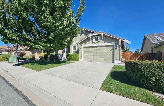 Gorgeous 4 Bedroom on Kiley Ranch