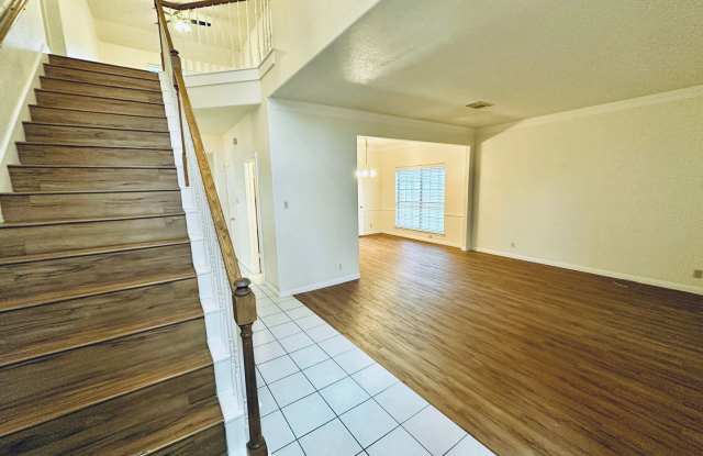 Spacious 4-Bedroom Home with Chef’s Kitchen  Private Backyard in SW Austin