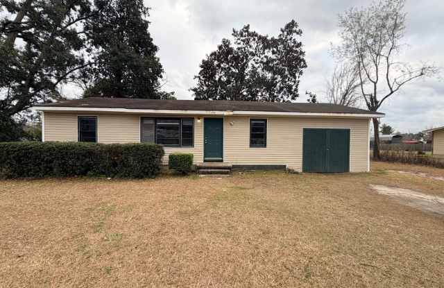 Three Bedroom Home in Valdosta, GA