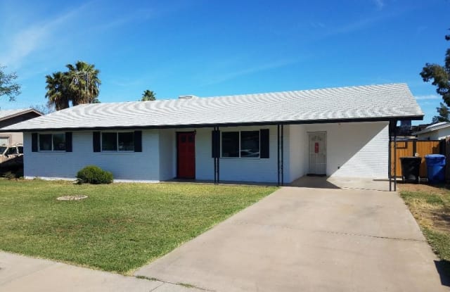 330 W JUNIPER Avenue - 330 West Juniper Avenue, Gilbert, AZ 85233