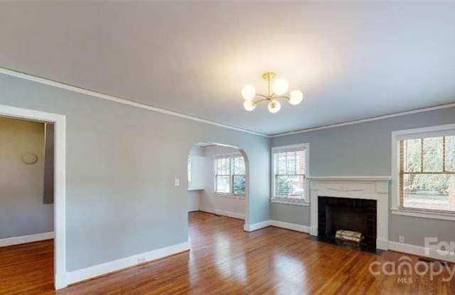 3128 Commonwealth Avenue