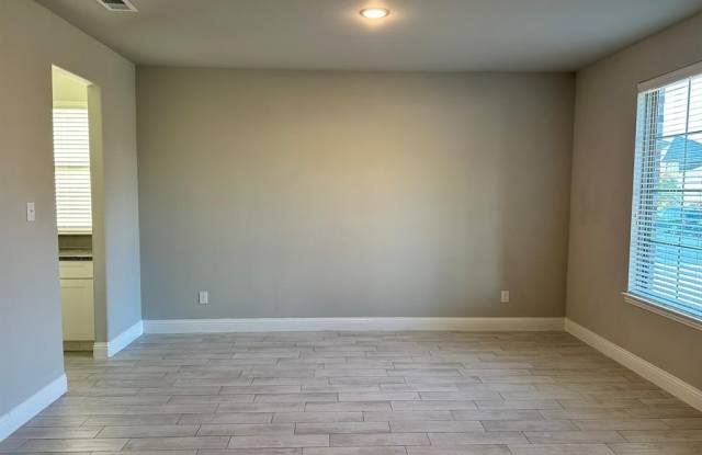 2732 Spring Creek Trail