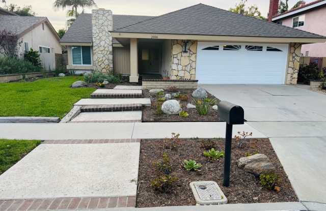 Stylish Single-Story Living in Coveted South Coast Metro