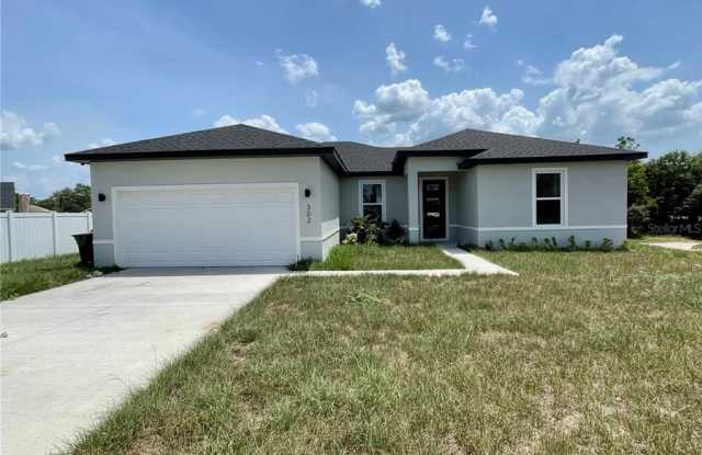 302 SALMON WAY