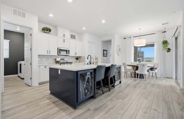 55+ Guard Gated community in Henderson, Nevada