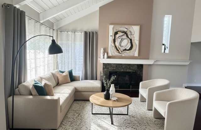 **COMING SOON**5BD/4BA POOL HOME IN ALTA VISTA SOUTH | SOLAR SAVINGS | $6,500/mo