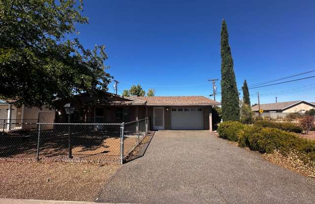3 Bedroom 2 Bathroom Fully Furnished Home