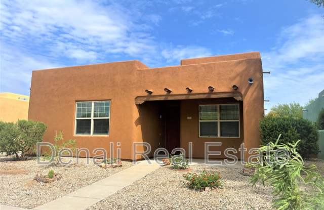 10369 E Roylstons Lane