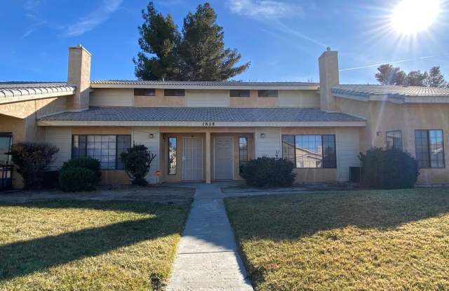 Lancaster Townhome