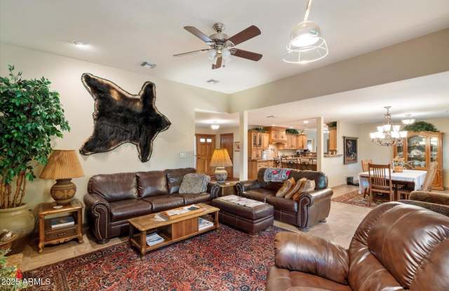 25409 N QUAIL HAVEN Drive