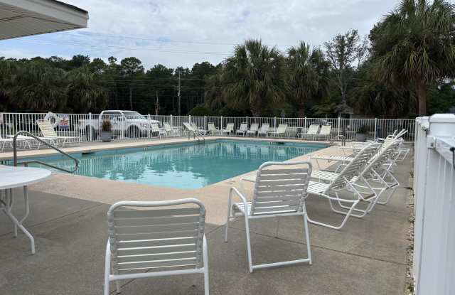 609 Spencer Farlow Drive unit: 33