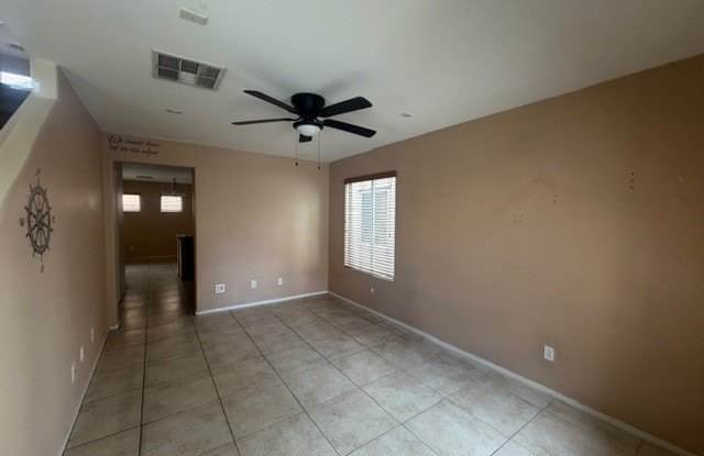 6917 Graceful Cloud Avenue