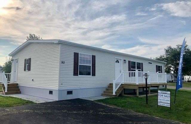 Photo of 92 Fox Cir.