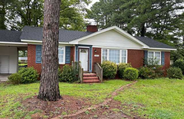 Photo of 3 bedroom, two bath home for rent