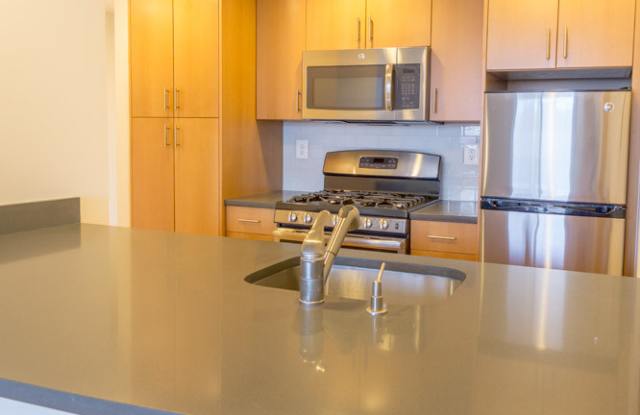 Sutton Plaza Apartments