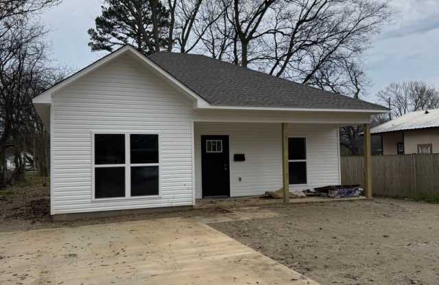 Photo of Brand New 2 Bed / 2 Bath In Trumann Available Now!