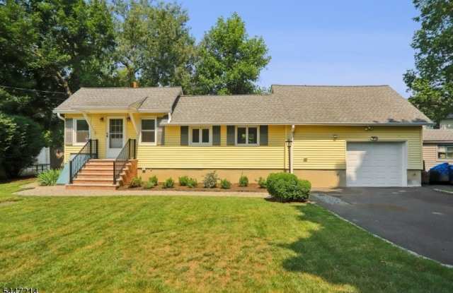25 Alma Ave