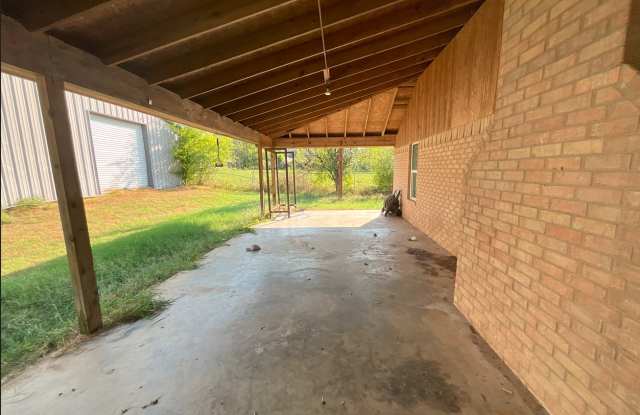 650 West Ohio Street