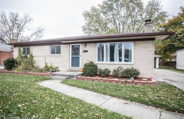 23028 Cora Ave - 23028 Cora Avenue, Farmington Hills, MI 48336