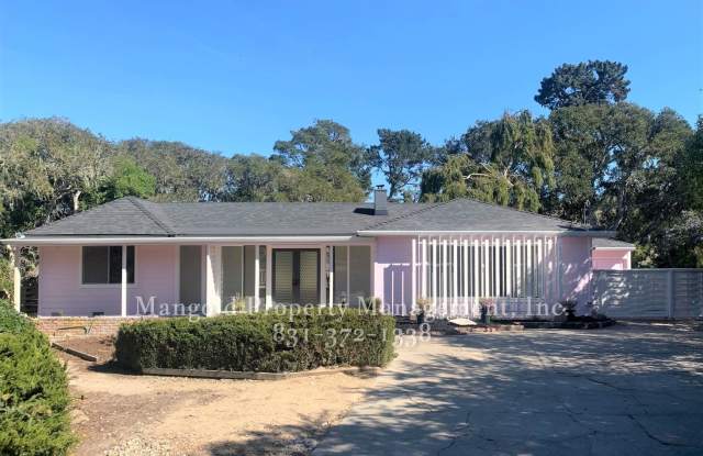 Recently Updated Home Located Near The Del Monte Golf Course with a Spacious Yard! - 1171 Sylvan Place, Monterey County, CA 93940