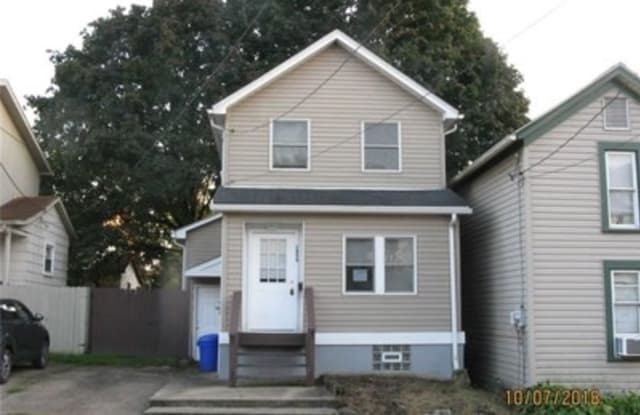 1454 4th St - 1454 4th Street, New Brighton, PA 15066