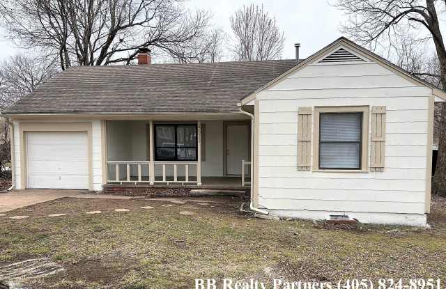 Photo of 4533 E 5th Pl