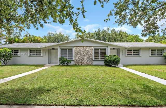 10923 Southwest 78th Avenue