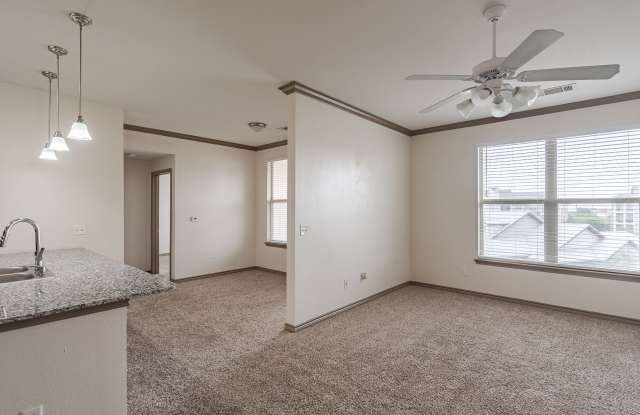 Tradewinds Apartments