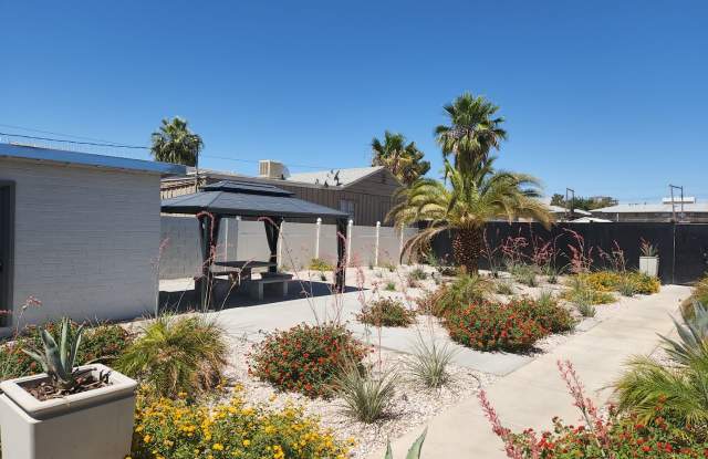 Photo of 211 S 13th St Unit 02