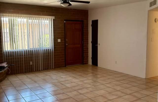 4059 East Lee Street