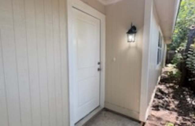 Photo of Beautiful newly remodeled 1/1 apartment!