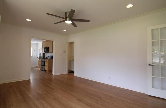 1482 Dresden Drive NE