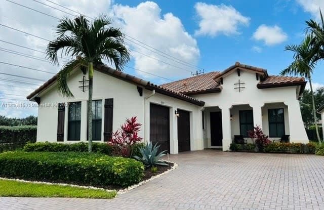 8507 NW 39th Ct - 8507 NW 39th Ct, Pembroke Pines, FL 33024