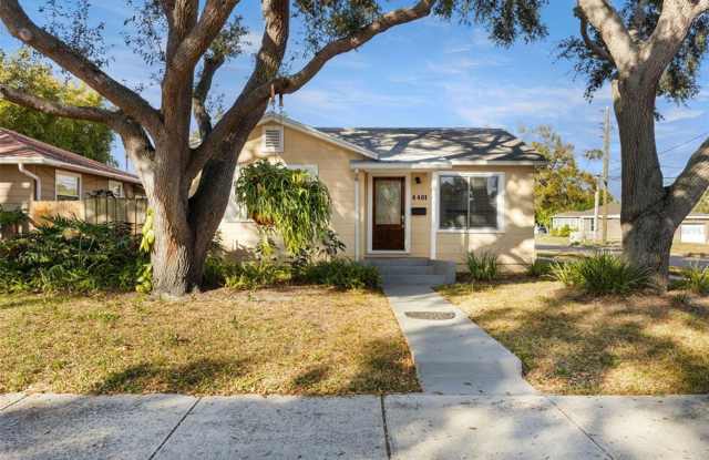 Bright Craftsman Charm in Prime St. Pete Location - 2bed|1bath
