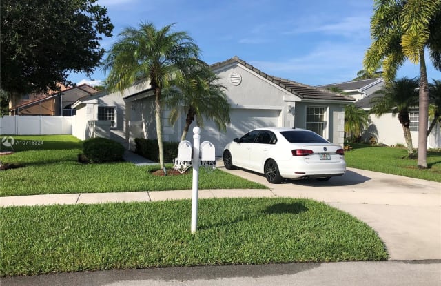 17424 NW 11th St - 17424 Northwest 11th Street, Pembroke Pines, FL 33029