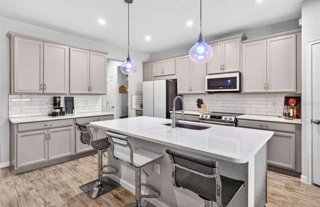 25993 WOVEN WICKER BEND