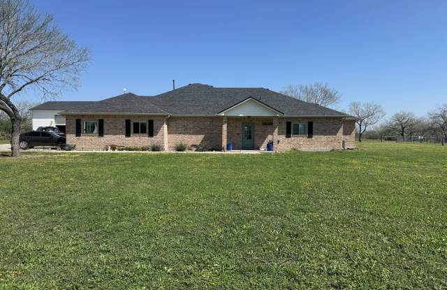 242 House Avenue - 242 House Avenue, Jim Wells County, TX 78383