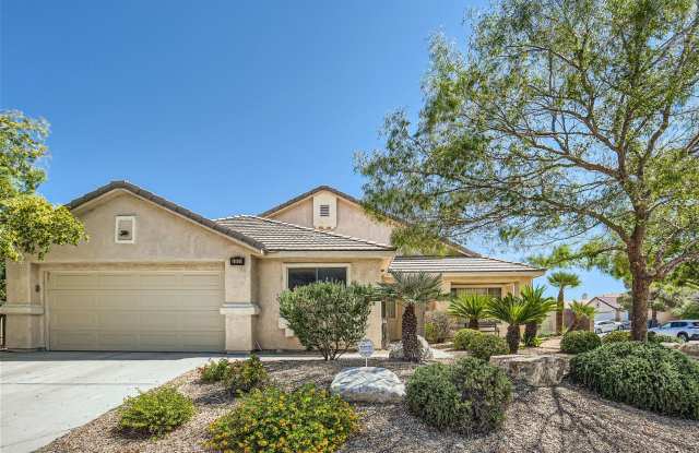Photo of One Story Home with Huge Grass Backyard!