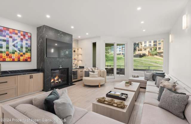 381 Ridge Road unit: C4