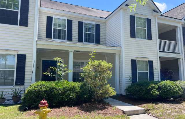 2 bedroom 2.5 bath Townhome in Godley Park
