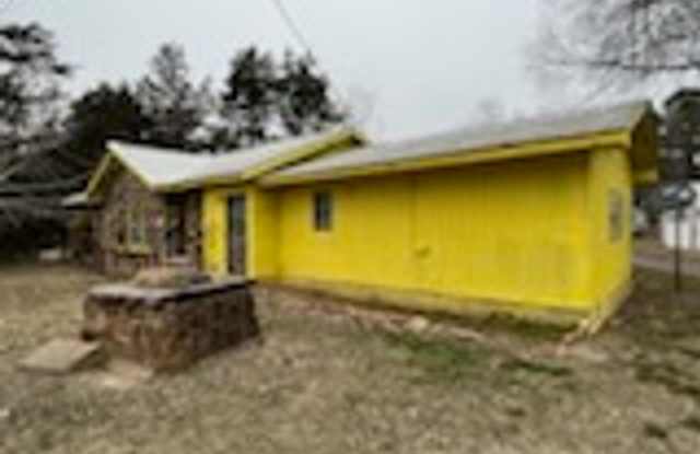 Come take a look at this 3-bedroom 2-bath home in New Blaine.