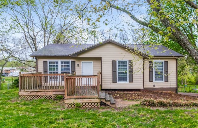 4864 Shoshone Dr - 4864 Shshone Drive, Nashville, TN 37138