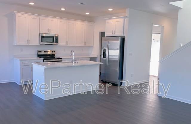 31 Sandstone Dr.