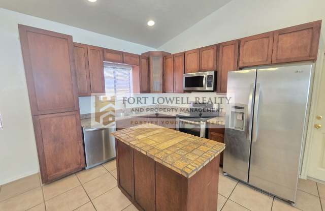 Photo of Beautiful and Spacious 3-Bed / 2-Bath Home with A-Mountain Views!
