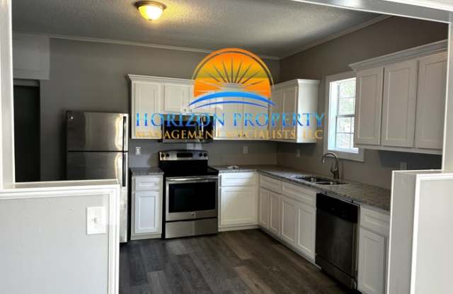 2019 Lee High Drive Northeast