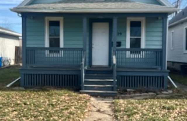 829 10th Street Southwest